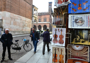 Gita a Cremona tra Stradivari e torrone mostarda e monumenti